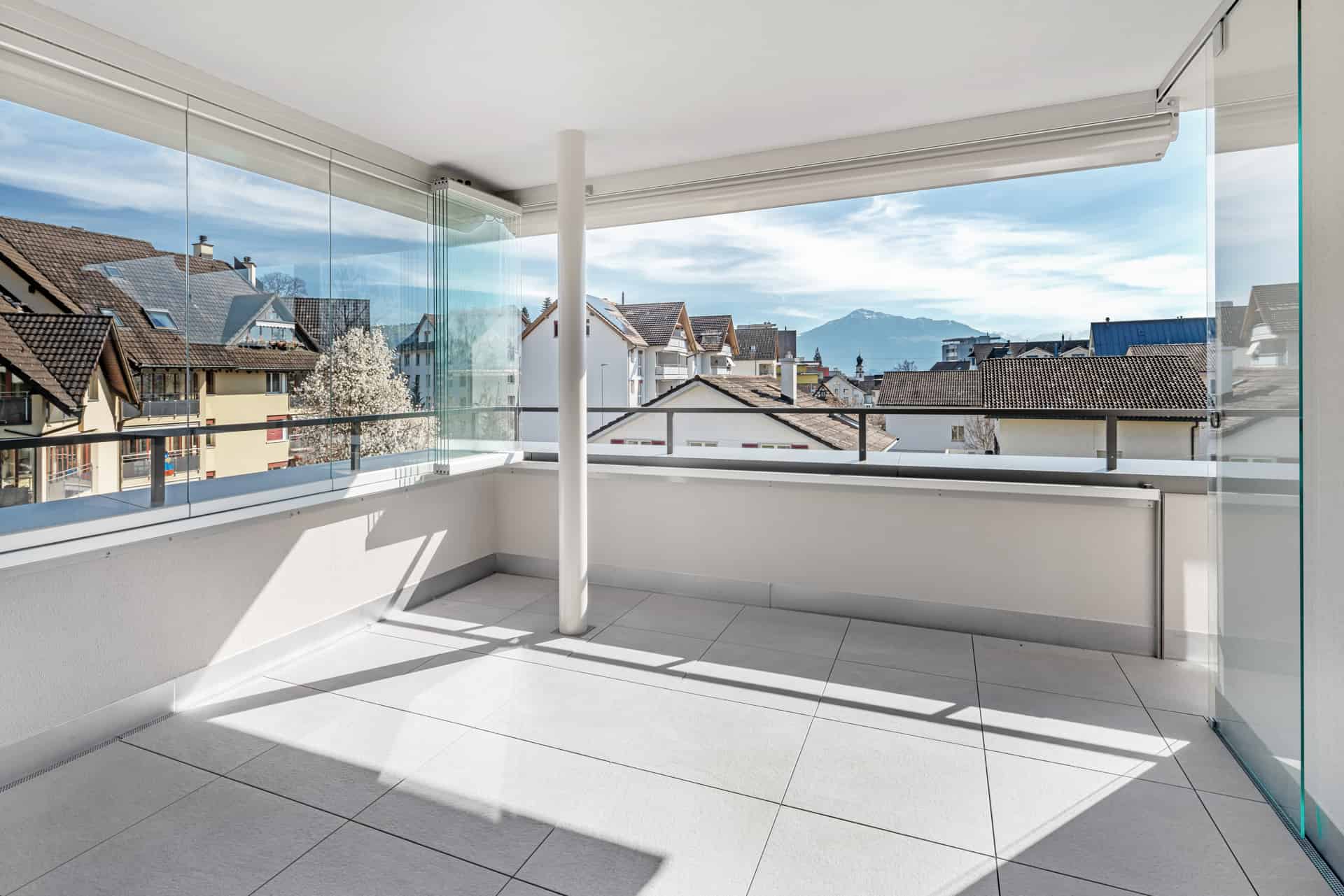 Grosszügige Terrasse Wohnung Nr. 4 Süd