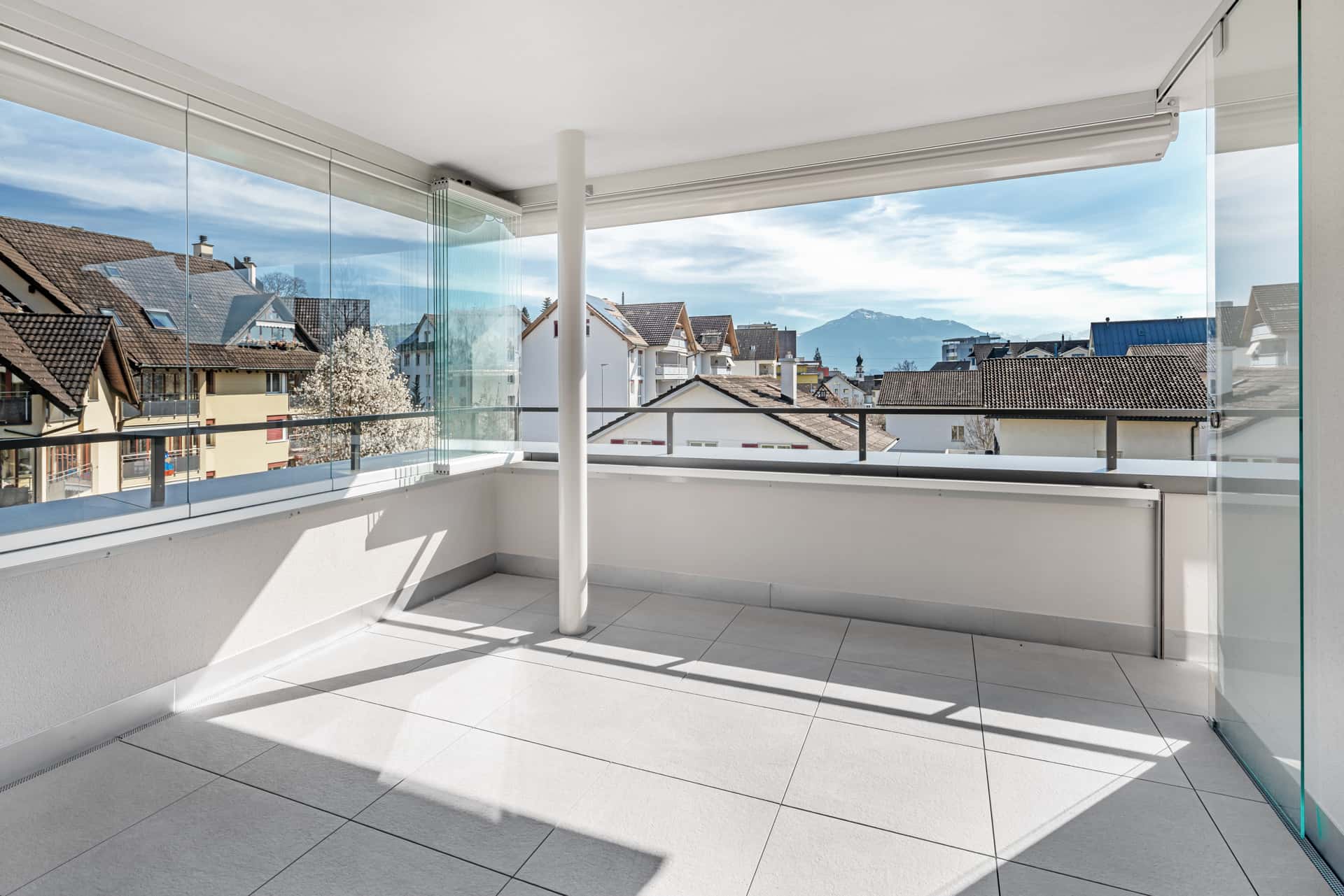 Grosszügige Terrasse Wohnung Nr. 4 Süd
