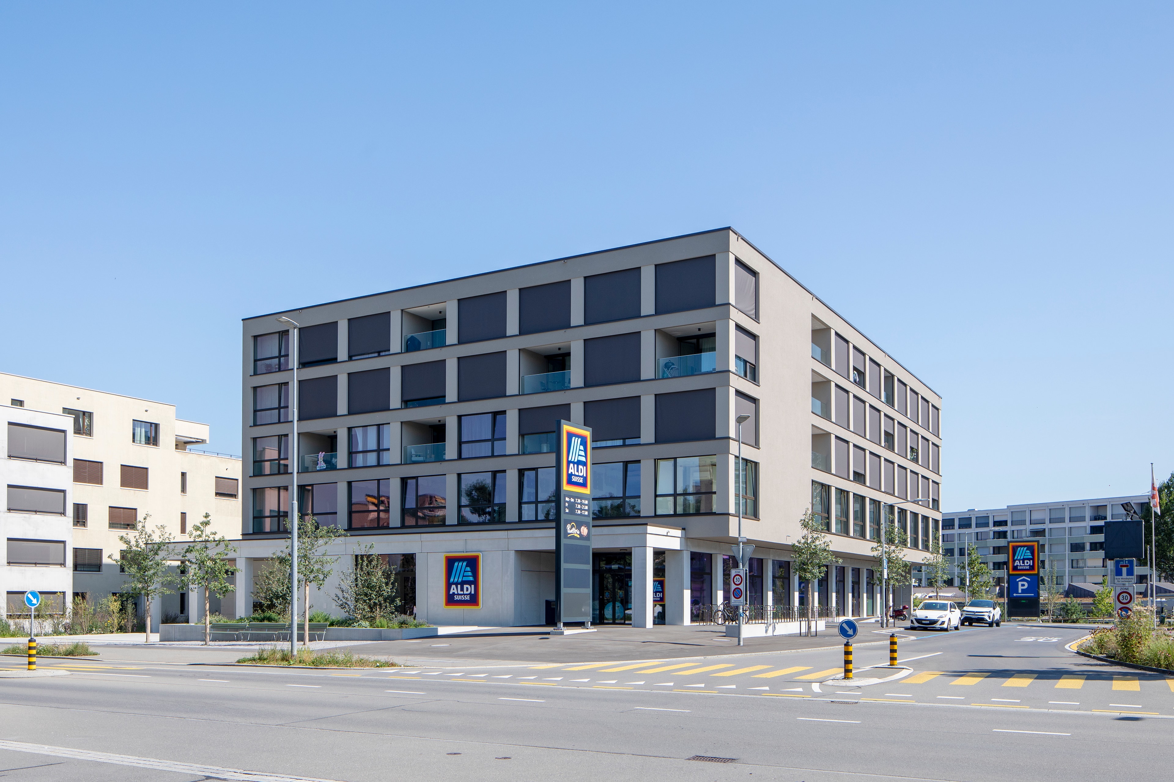 Ansicht Westfassade mit Aldi